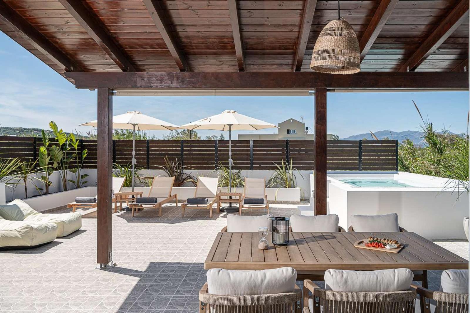 Sol Luxury Apartment - Close To The Beach With A Private Mini Pool La Canea Exterior foto